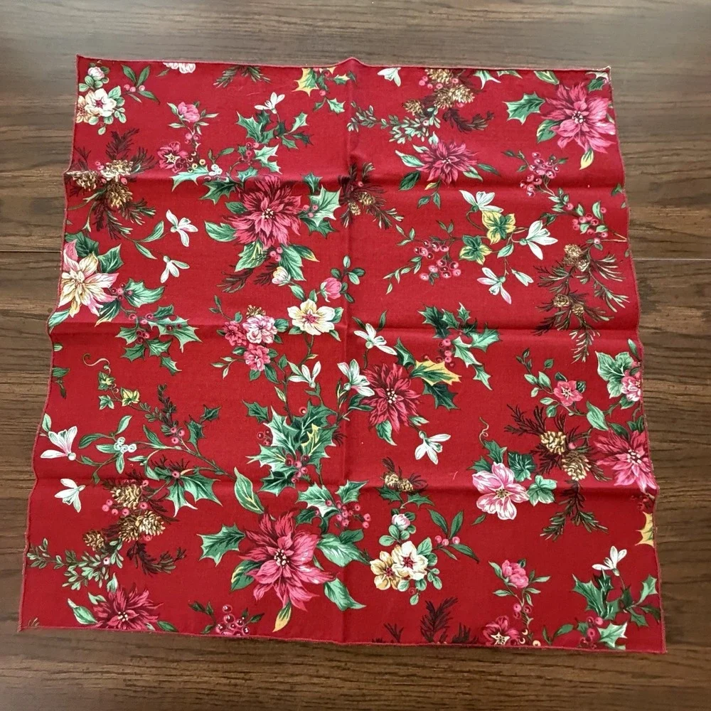 Vintage Set Of 6 Red Poinsettia Print Christmas Floral Cloth Napkins Holiday